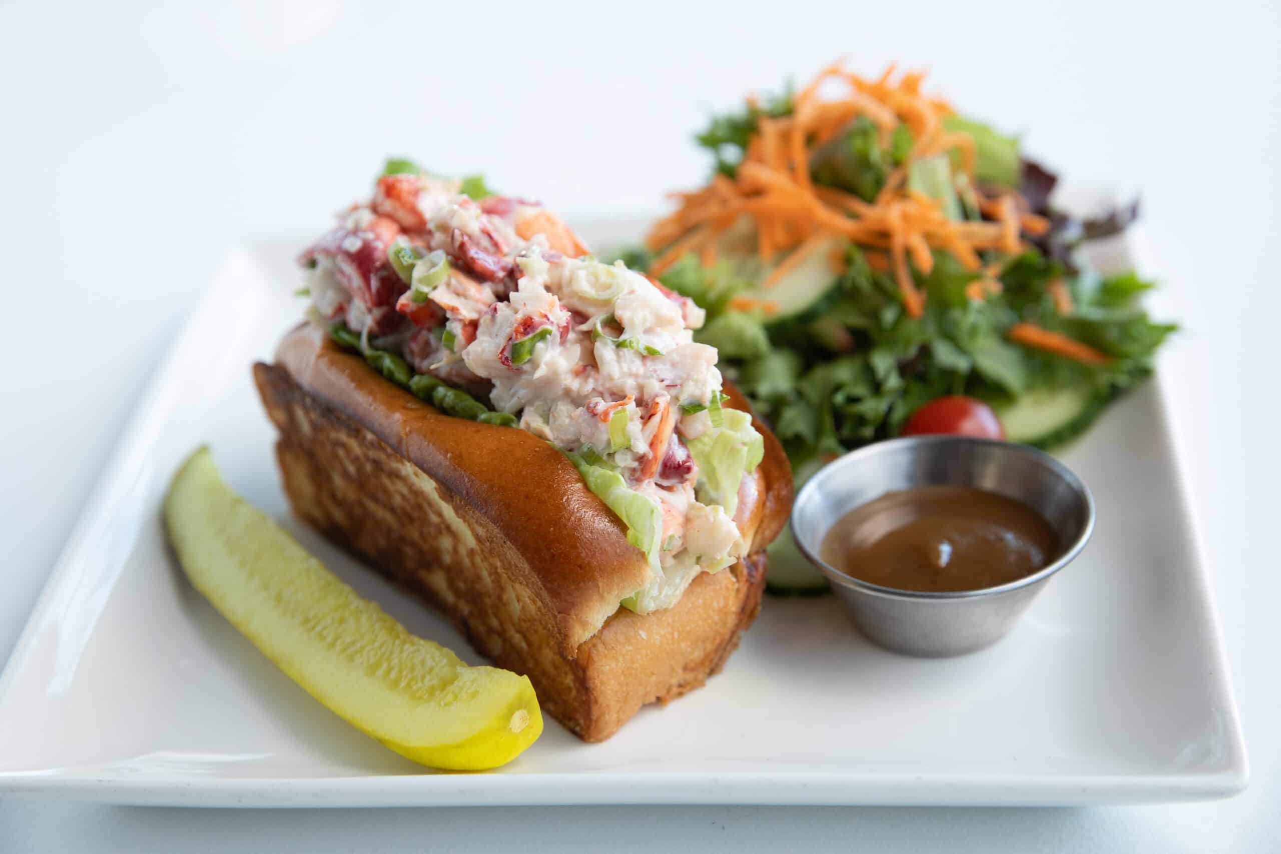 0J5A3954 FINAL LOBSTER ROLL 2