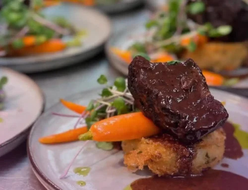 Year-End Dining Etiquette: How to Plan a Memorable Go Fish Holiday Feast